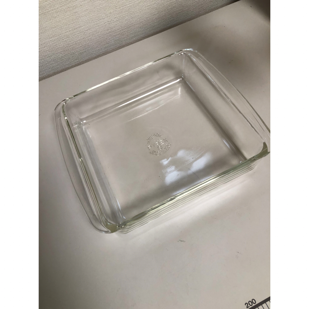 Pyrex(パイレックス)のパイレックス　耐熱ガラス皿　四角皿、各皿、深型 インテリア/住まい/日用品のキッチン/食器(食器)の商品写真