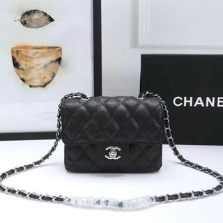 シャネル(CHANEL)の超美品 CHANELシャネルCFショルダーバッグ(ロングワンピース/マキシワンピース)