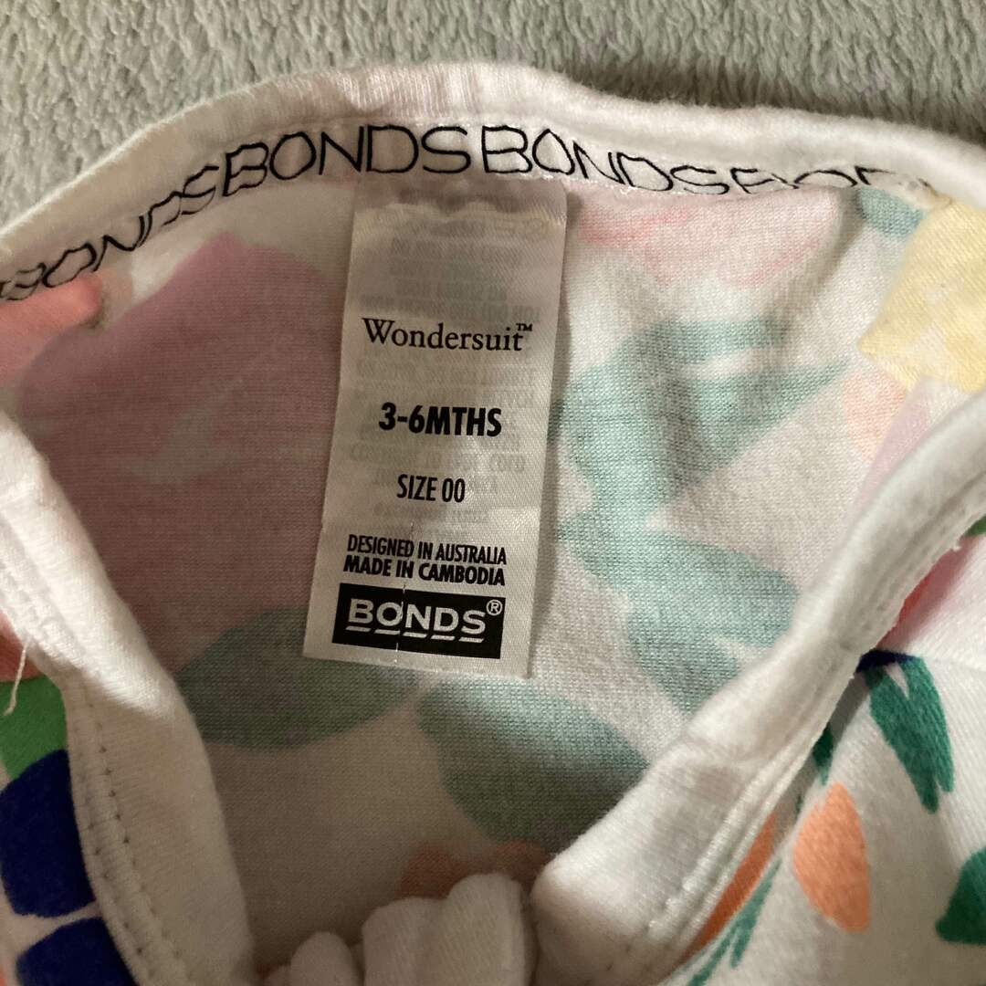 BONDS  Wondersuit  ジッパー ロンパース 3-6M 約70cm キッズ/ベビー/マタニティのベビー服(~85cm)(ロンパース)の商品写真
