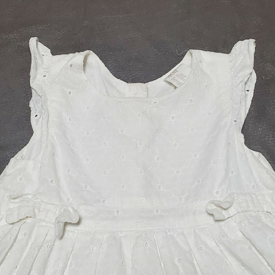 H&M(エイチアンドエム)のベビー フォーマル 3点セット サイズ80 キッズ/ベビー/マタニティのベビー服(~85cm)(ワンピース)の商品写真