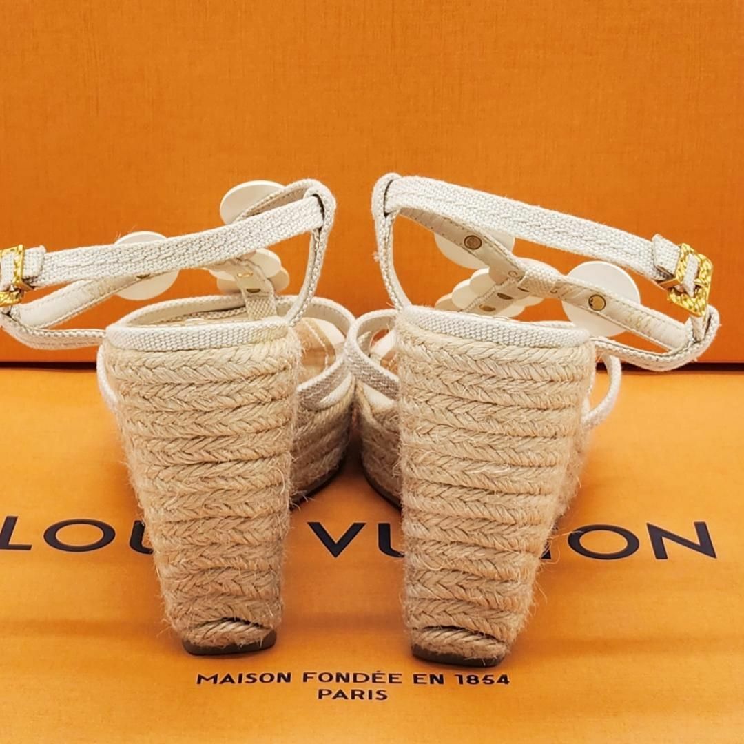 LOUIS VUITTON(ルイヴィトン)のルイヴィトン ウェッジソール サンダル 24.5cm TRUNKS&BAGS レディースの靴/シューズ(サンダル)の商品写真