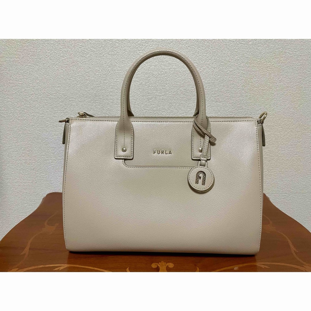 Furla(フルラ)の【限定品】✴︎新品✴︎FURLA 2way バッグ ベージュ フルラ レディースのバッグ(ショルダーバッグ)の商品写真