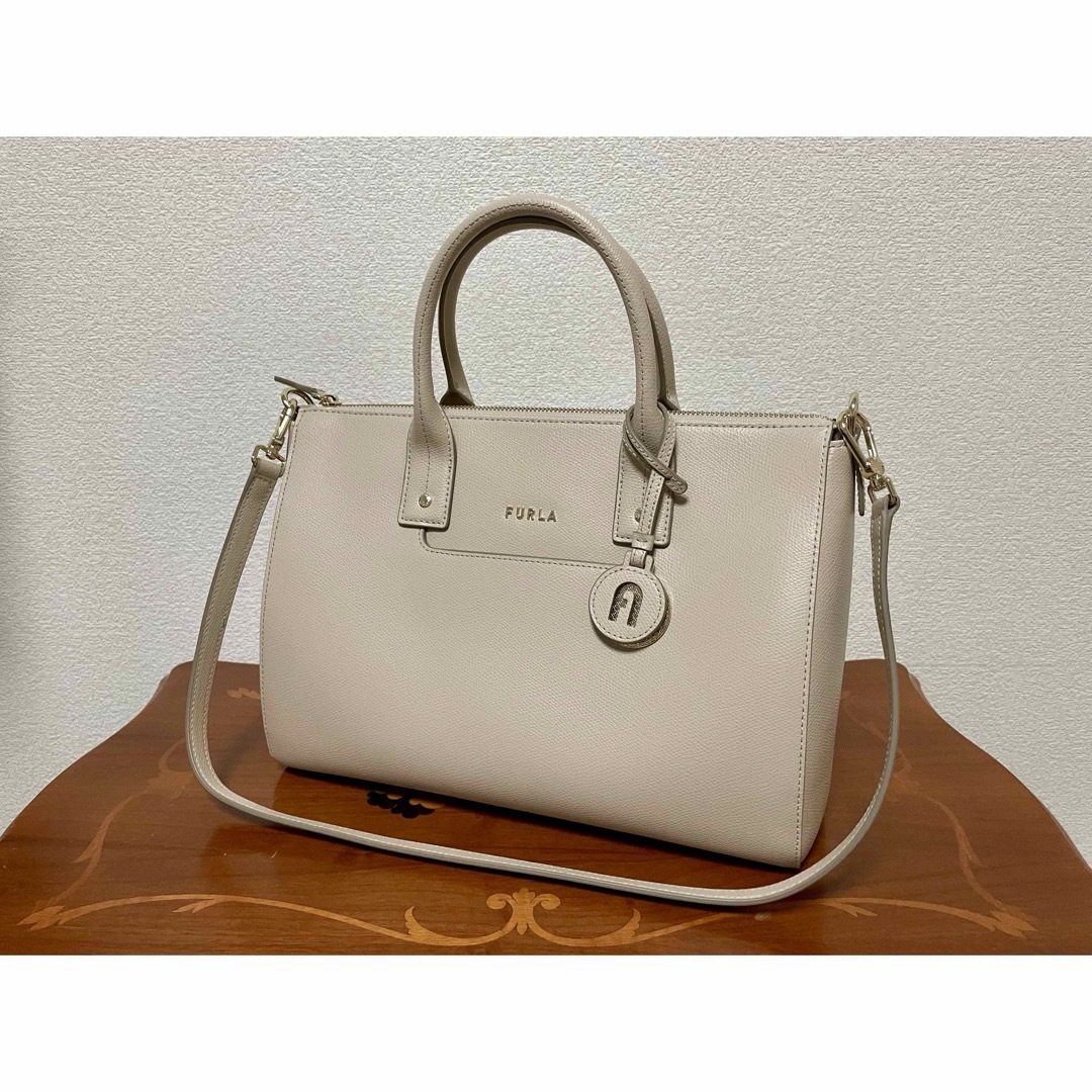 Furla(フルラ)の【限定品】✴︎新品✴︎FURLA 2way バッグ ベージュ フルラ レディースのバッグ(ショルダーバッグ)の商品写真