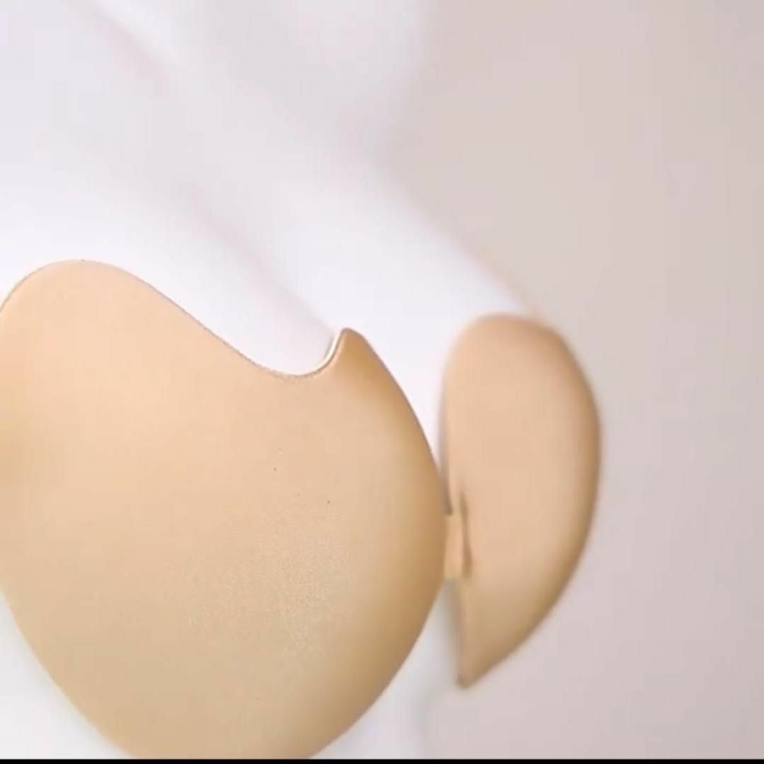 ヌーブラ C ベージュ 盛れる マンゴーカップ 薄型  ブラジャー ドレス レディースの下着/アンダーウェア(ヌーブラ)の商品写真