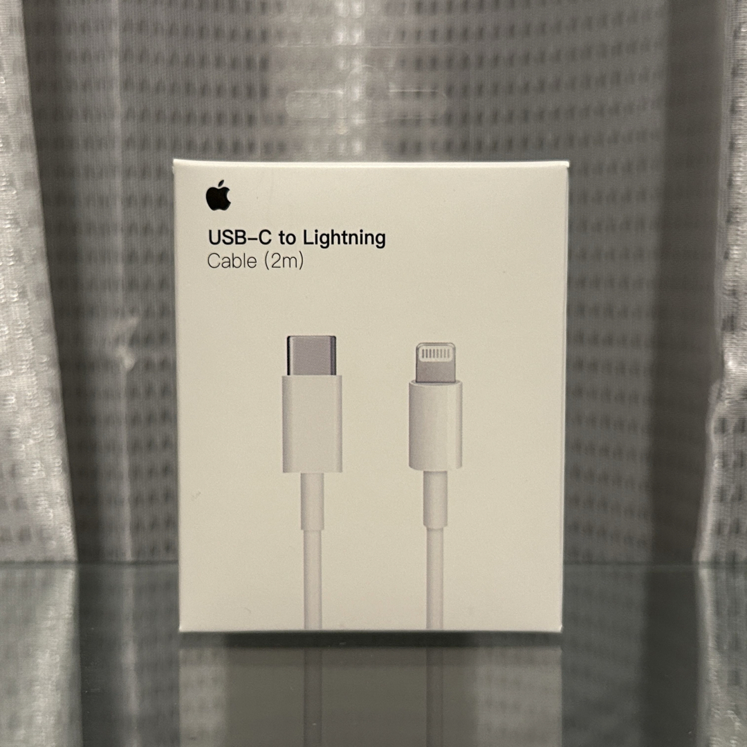 Apple(アップル)の新品未使用 純正Apple USB-C ライトニングケーブ 1M+2M セット  スマホ/家電/カメラのスマートフォン/携帯電話(バッテリー/充電器)の商品写真