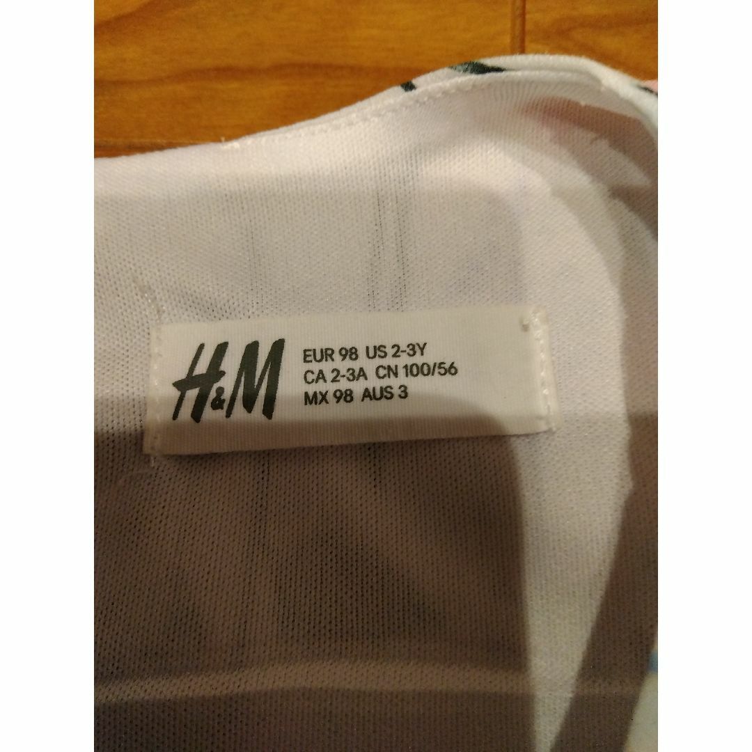 H&M(エイチアンドエム)のＨ＆Ｍ　夏物ワンピース キッズ/ベビー/マタニティのキッズ服女の子用(90cm~)(ワンピース)の商品写真