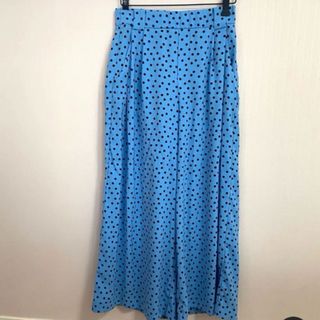 ザラ(ZARA)の【美品】ZARA ドット柄ワイドパンツ(その他)