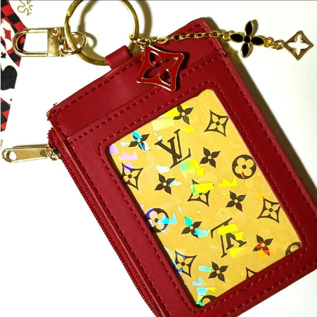 LOUIS VUITTON(ルイヴィトン)のミニ財布パスケース⭐LOUIS VUITTONモノグラムトランプ１枚　財布R19 レディースのファッション小物(パスケース/IDカードホルダー)の商品写真