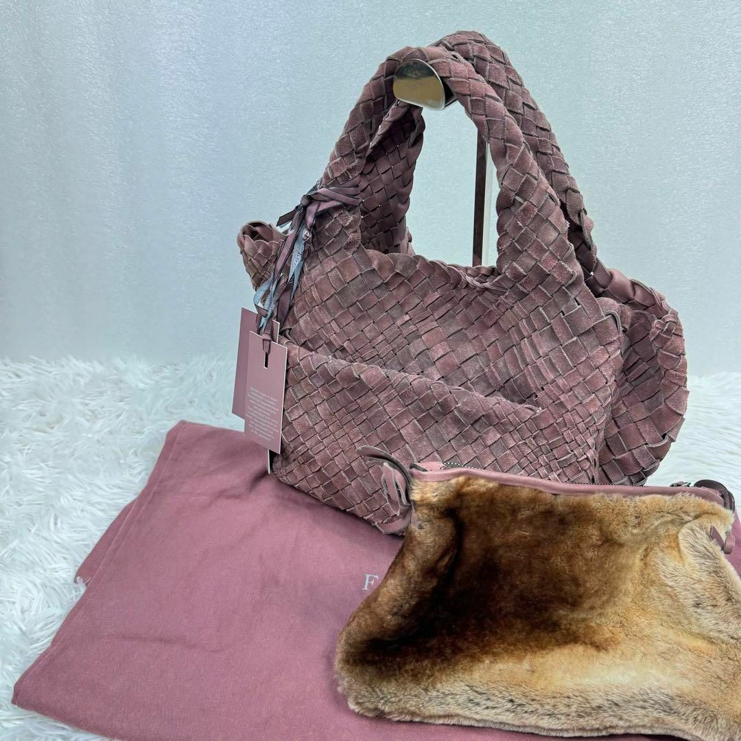 FALORNI(ファロルニ)の【ファーポーチ付き】FALORNI レザーバッグ　ピンク　タグ付き保管品 レディースのバッグ(ハンドバッグ)の商品写真