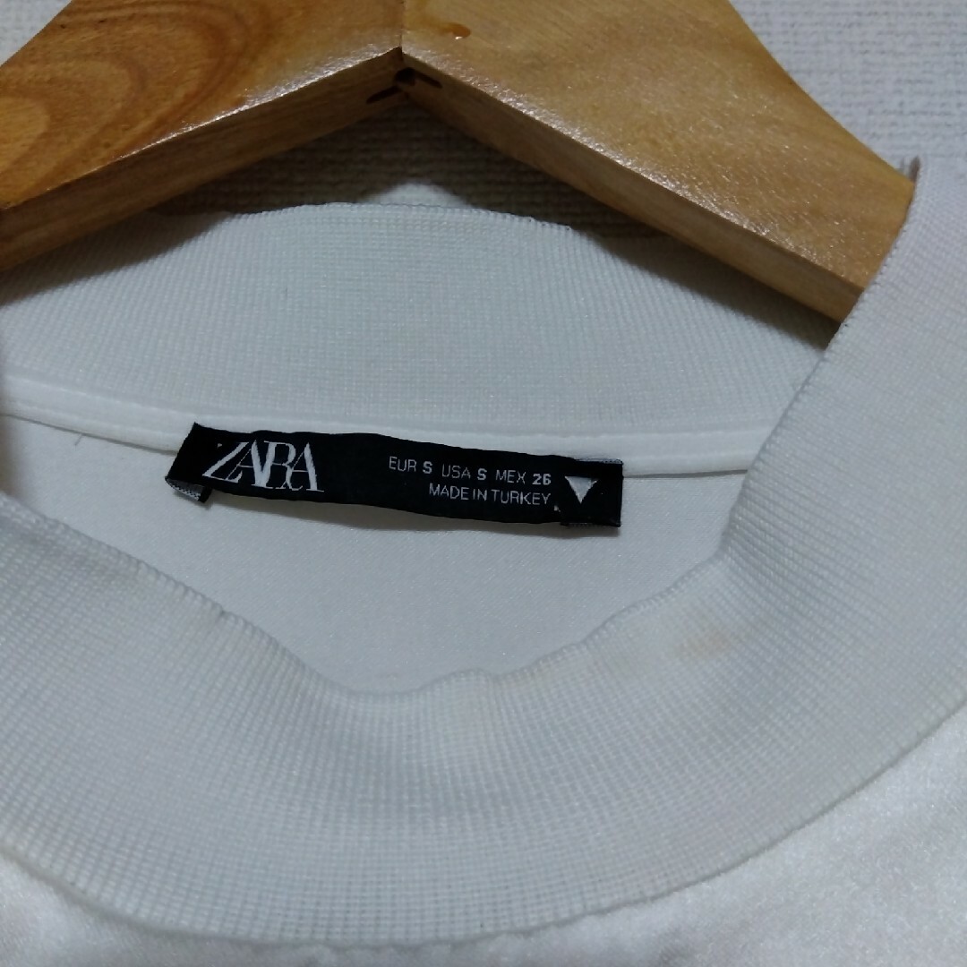 ZARA(ザラ)のZARA　ブラウス レディースのトップス(シャツ/ブラウス(半袖/袖なし))の商品写真