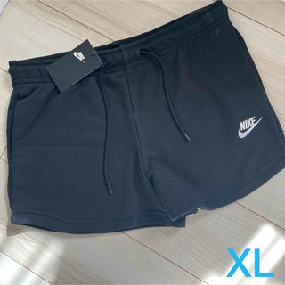 ナイキ(NIKE)の新品　ナイキ　スウェット　ショートパンツ　レディースXL(ショートパンツ)