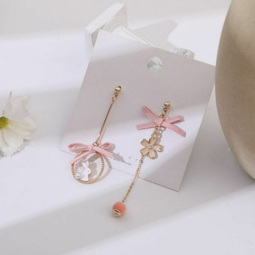 【SALE】ピアス ロングピアス うさぎ 桜 かわいい ピンク レディースのアクセサリー(ピアス)の商品写真