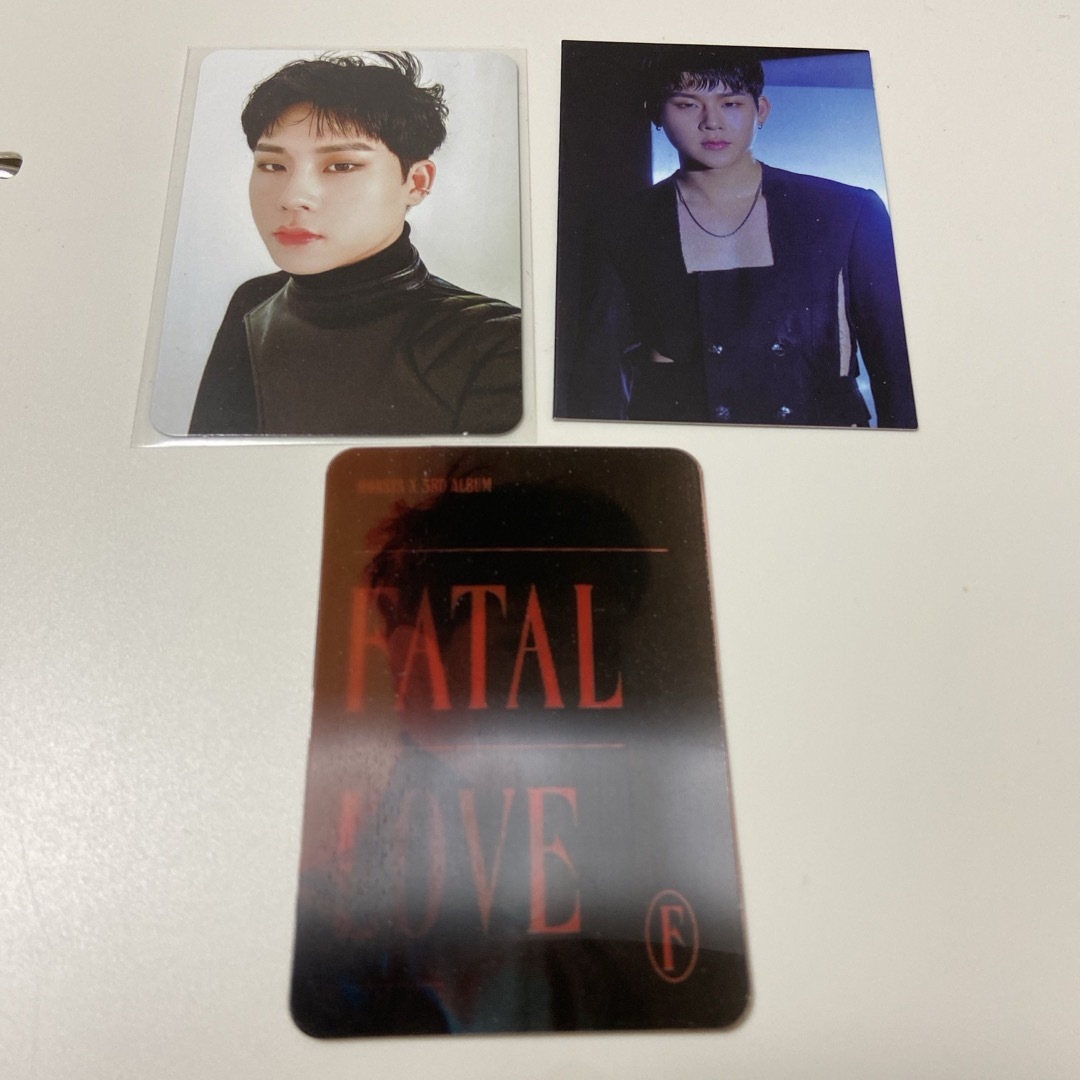 monsta x(モンスタエックス)のmonstax ジュホン　fatal love トレカ　３枚セット エンタメ/ホビーのタレントグッズ(アイドルグッズ)の商品写真