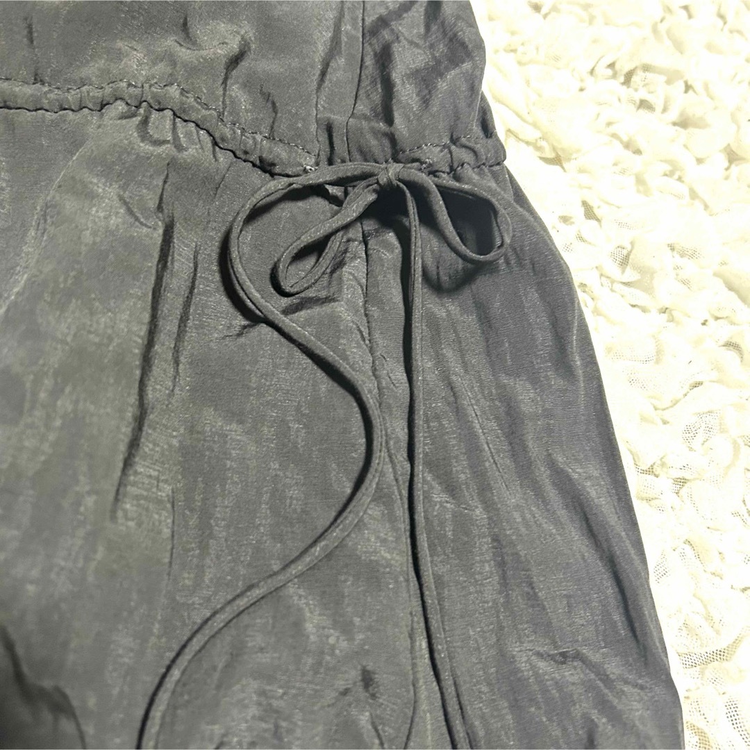 Kastane(カスタネ)のKastane ナイロンシャーリングスカート　リボンロングスカート レディースのスカート(ロングスカート)の商品写真