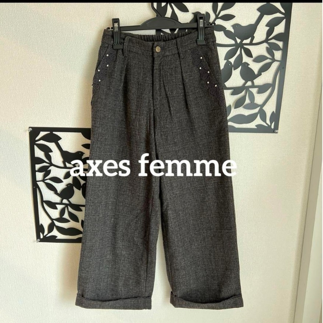 axes femme(アクシーズファム)のaxes femme 裾上レース飾り　グレンチェック柄　チェック　ワイドパンツ レディースのパンツ(カジュアルパンツ)の商品写真