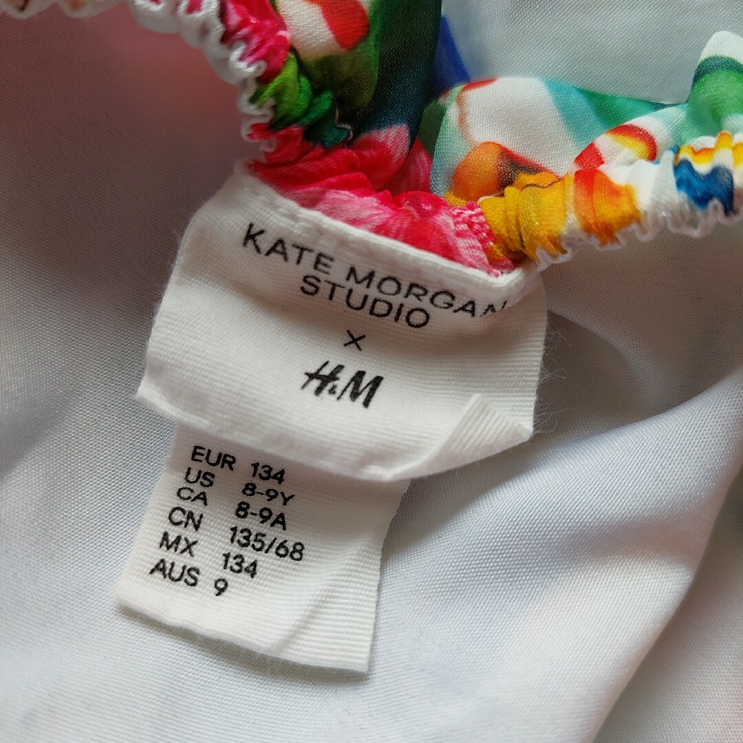 H&M(エイチアンドエム)のH&M　KATE MORGAN STUDIO　ボタニカルワンピース キッズ/ベビー/マタニティのキッズ服女の子用(90cm~)(ワンピース)の商品写真