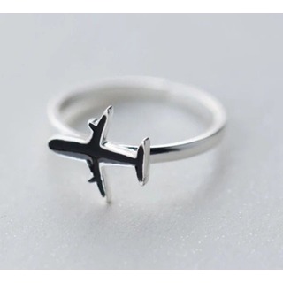【残りわずか】リング　指輪　ユニセックス　飛行機　フリーサイズ　シルバー　韓国(リング(指輪))