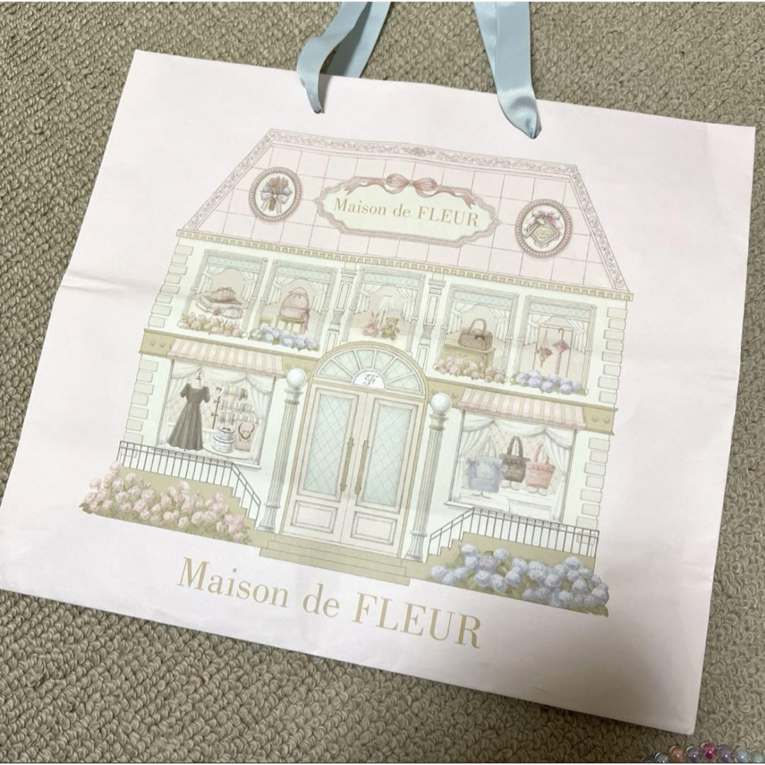 Maison de FLEUR(メゾンドフルール)の★★即購入可能★★メゾンドフルール 10周年記念 限定ショッパー レディースのバッグ(トートバッグ)の商品写真