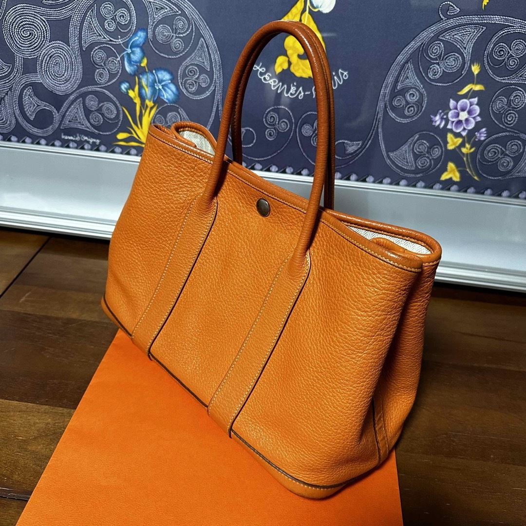 Hermes(エルメス)のエルメス　ガーデンパーティー　TPM ネゴンダ　オレンジ　シャネル　フォクシー レディースのバッグ(トートバッグ)の商品写真