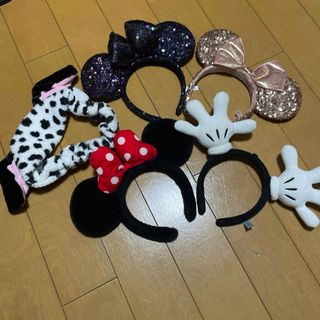 ディズニー(Disney)のディズニー　カチューシャ　セット(キャラクターグッズ)