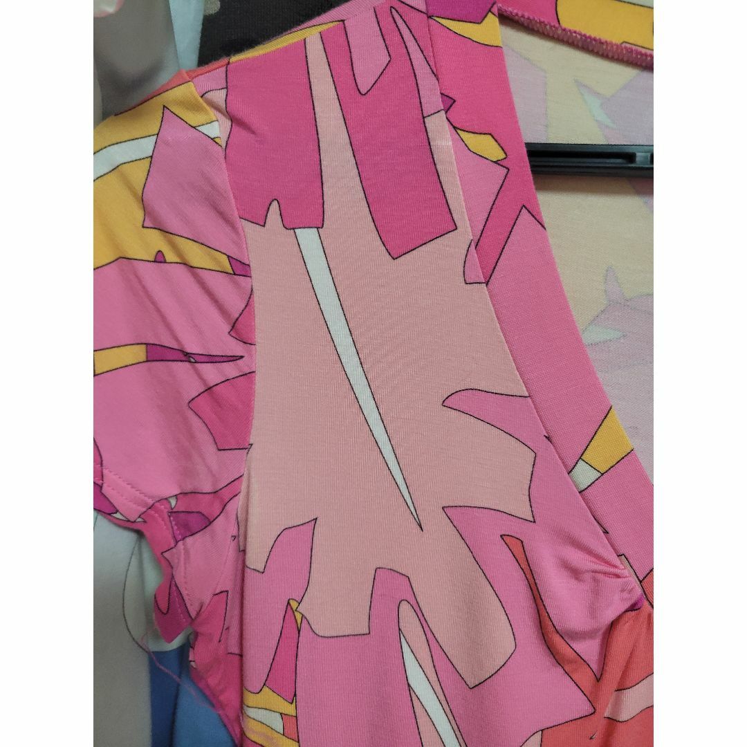 EMILIO PUCCI(エミリオプッチ)のエミリオプッチのカットソー レディースのトップス(Tシャツ(半袖/袖なし))の商品写真