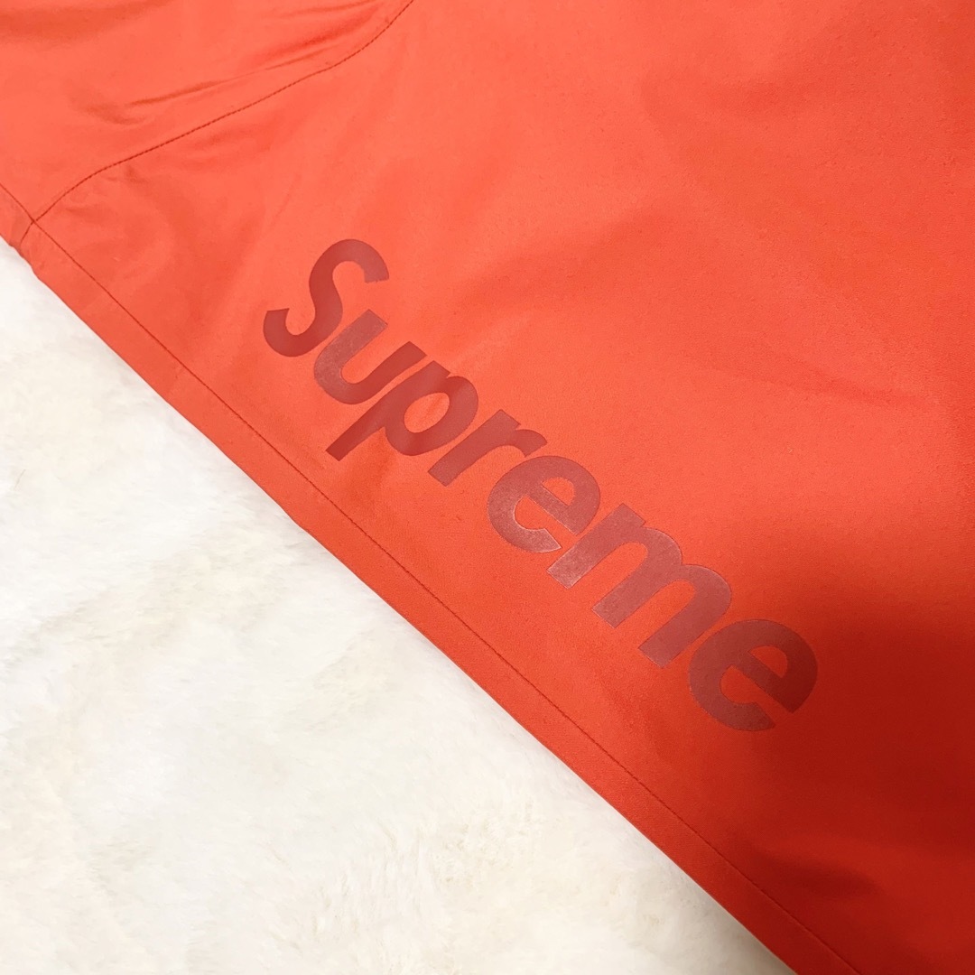 Supreme(シュプリーム)のSupreme 22SS GORE-TEX PACLITE Pant オレンジ メンズのパンツ(その他)の商品写真