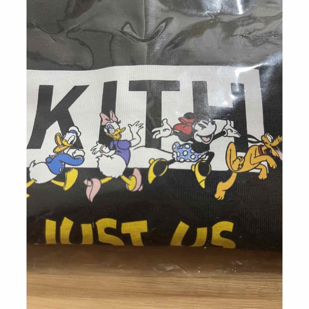 KITH(キス)の新品未使用　キス　ミッキー&フレンズ ファミリーポートレートヴィンテージTシャツ メンズのトップス(Tシャツ/カットソー(半袖/袖なし))の商品写真