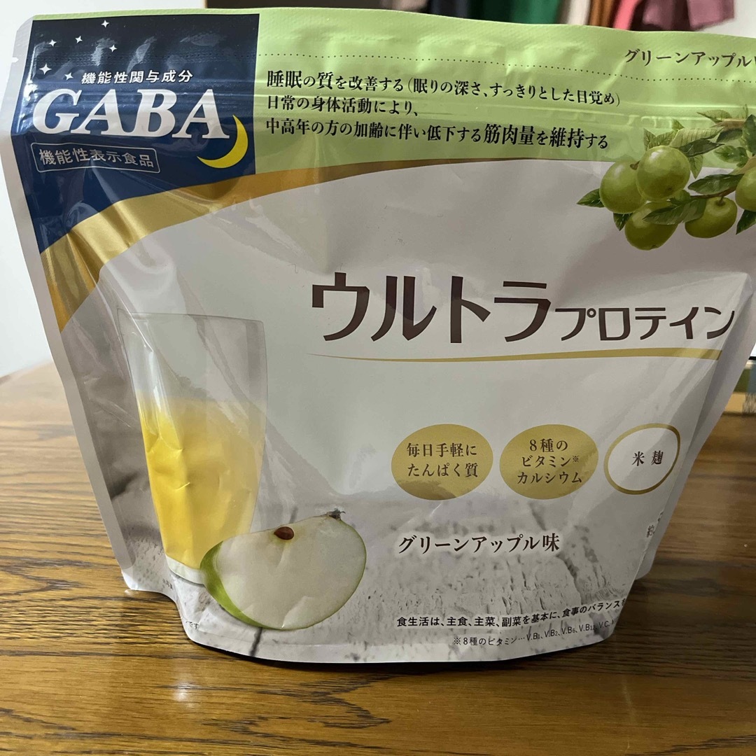 カーブス　GABA ウルトラプロテイン　グリーンアップル味 食品/飲料/酒の健康食品(プロテイン)の商品写真