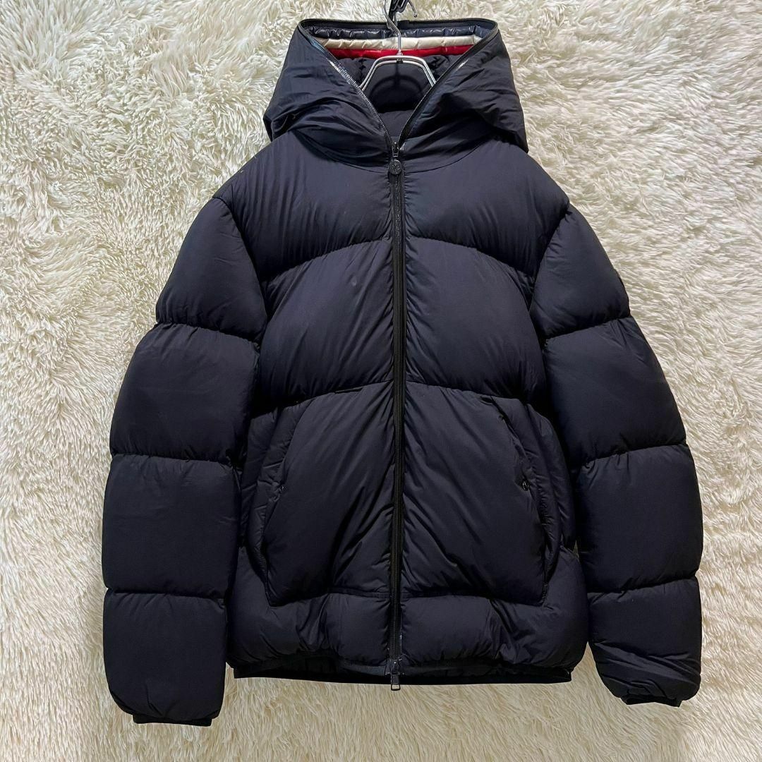 MONCLER(モンクレール)のモンクレール CHAMPSAUR　Lサイズ ダウンジャケット ブラック ダウン メンズのジャケット/アウター(ダウンジャケット)の商品写真