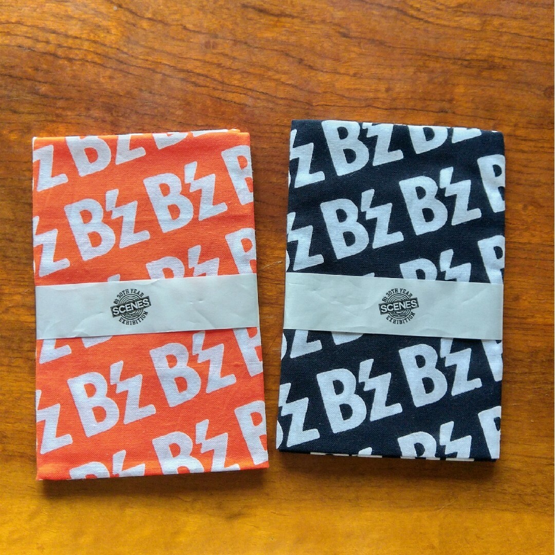 B'z(ビーズ)のB'z 手ぬぐい 2枚セット エンタメ/ホビーのタレントグッズ(ミュージシャン)の商品写真