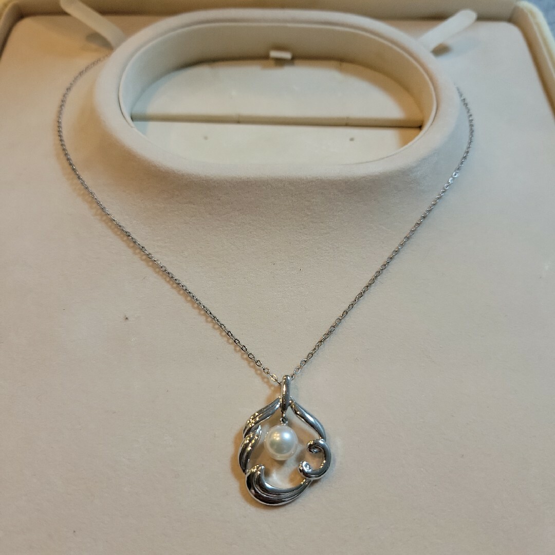 MIKIMOTO(ミキモト)の【美品】MIKIMOTO 本真珠パールネックレス　 シルバー状態 レディースのアクセサリー(ネックレス)の商品写真