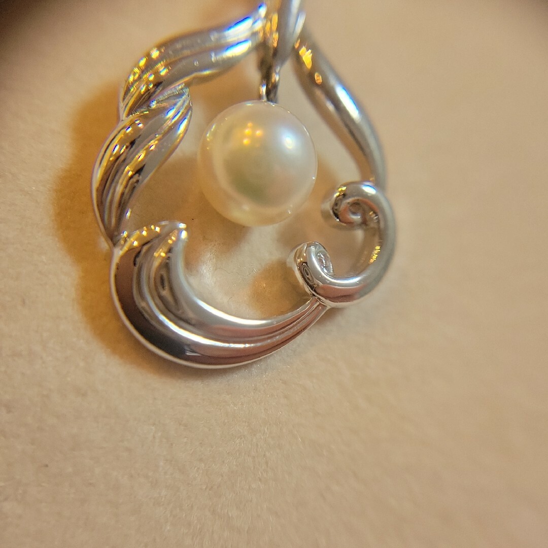 MIKIMOTO(ミキモト)の【美品】MIKIMOTO 本真珠パールネックレス　 シルバー状態 レディースのアクセサリー(ネックレス)の商品写真