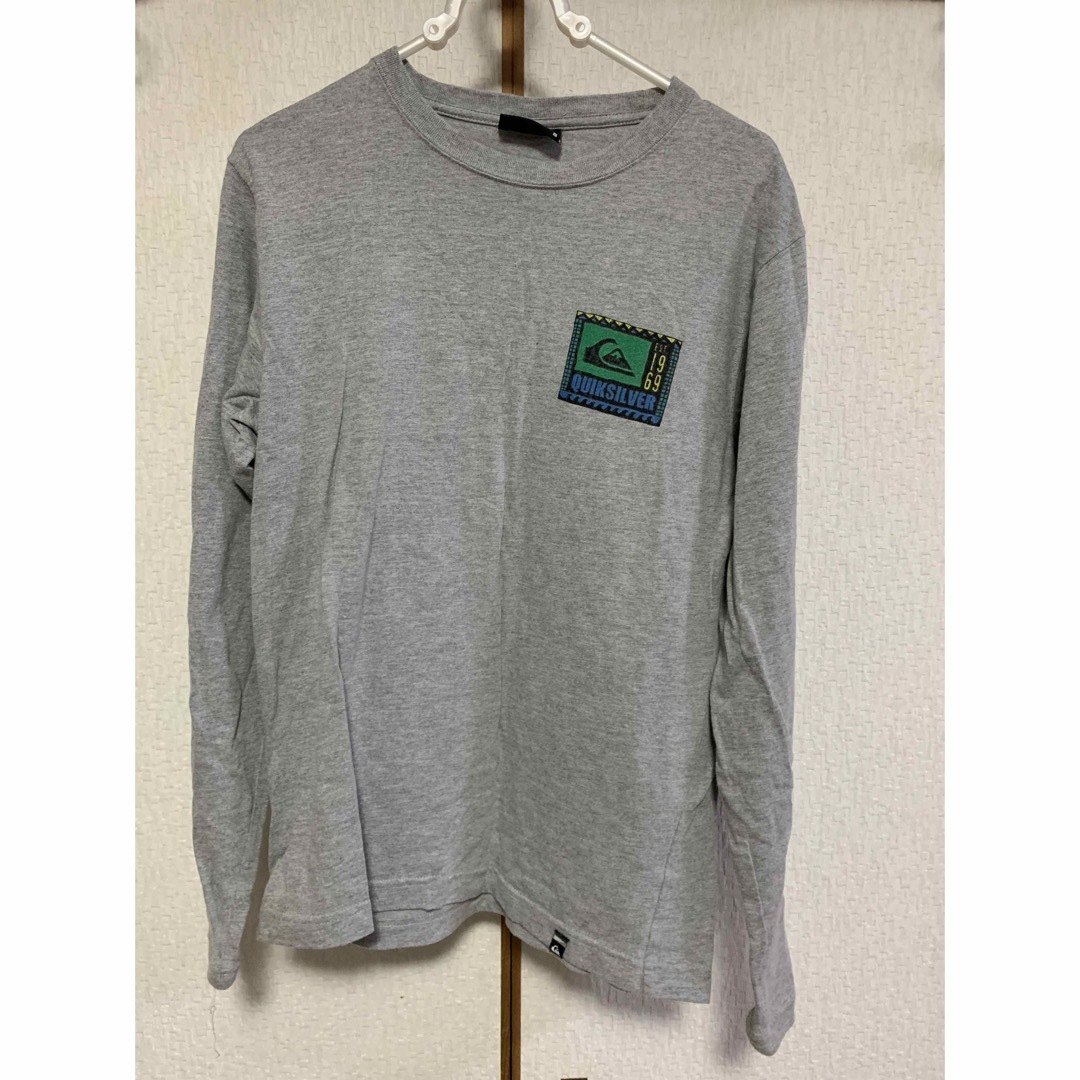 QUIKSILVER(クイックシルバー)のクイックシルバー純正　メンズ長袖Tシャツ メンズのトップス(Tシャツ/カットソー(七分/長袖))の商品写真