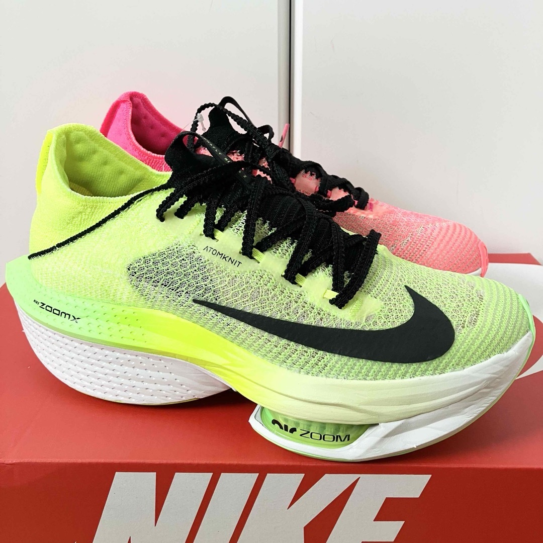 NIKE(ナイキ)の新品 NIKE エア ズーム アルファフライ ネクスト% 2 26cm メンズの靴/シューズ(スニーカー)の商品写真