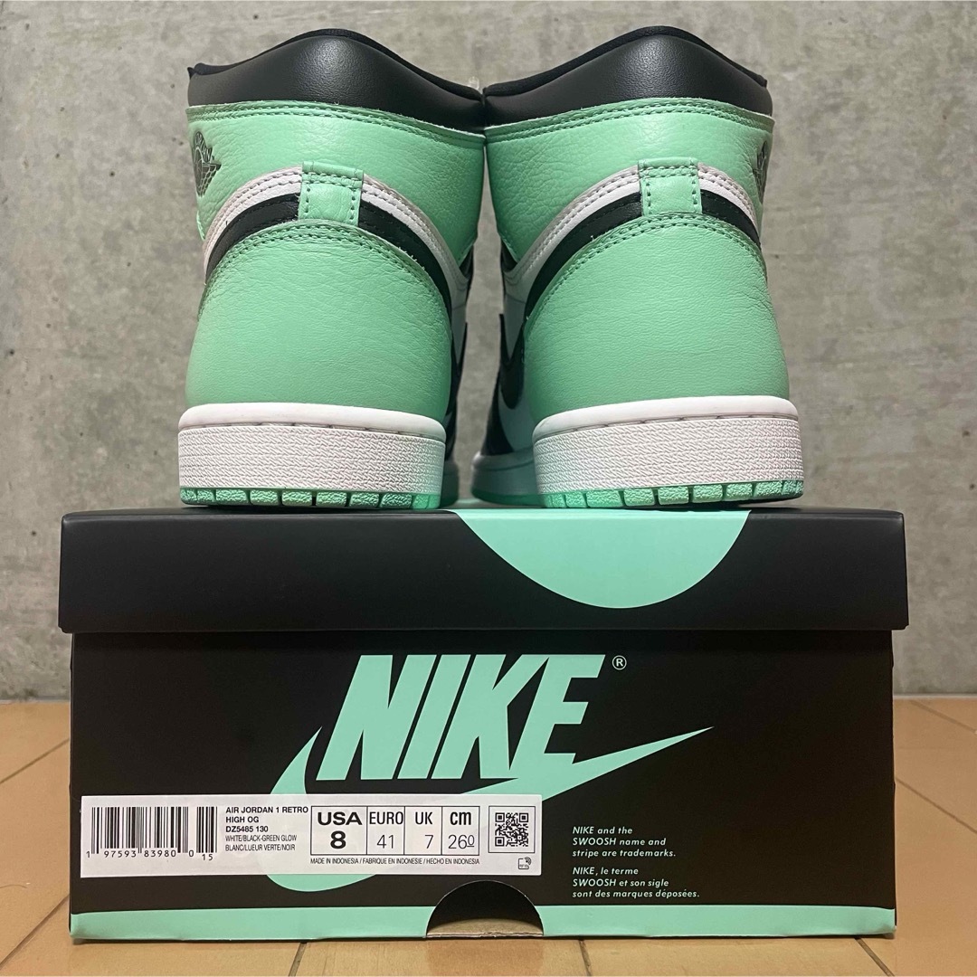 NIKE(ナイキ)の新品 NIKE AIR JORDAN 1 HIGH OG Green Glow メンズの靴/シューズ(スニーカー)の商品写真