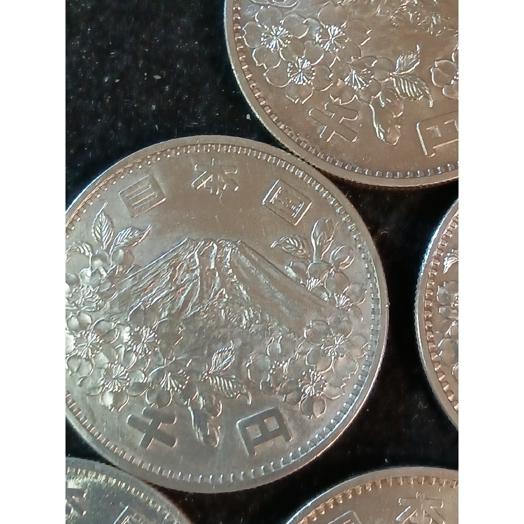 銀貨　東京オリンピック1.000円銀貨　silver925　汚れ少なく綺麗 ６枚 エンタメ/ホビーの美術品/アンティーク(金属工芸)の商品写真