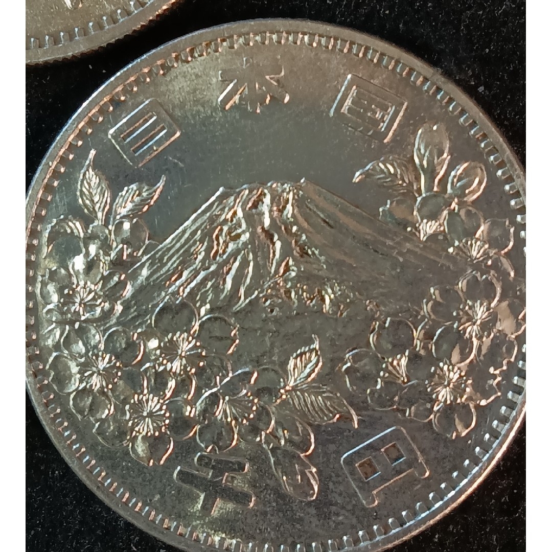 銀貨　東京オリンピック1.000円銀貨　silver925　汚れ少なく綺麗 ６枚 エンタメ/ホビーの美術品/アンティーク(金属工芸)の商品写真