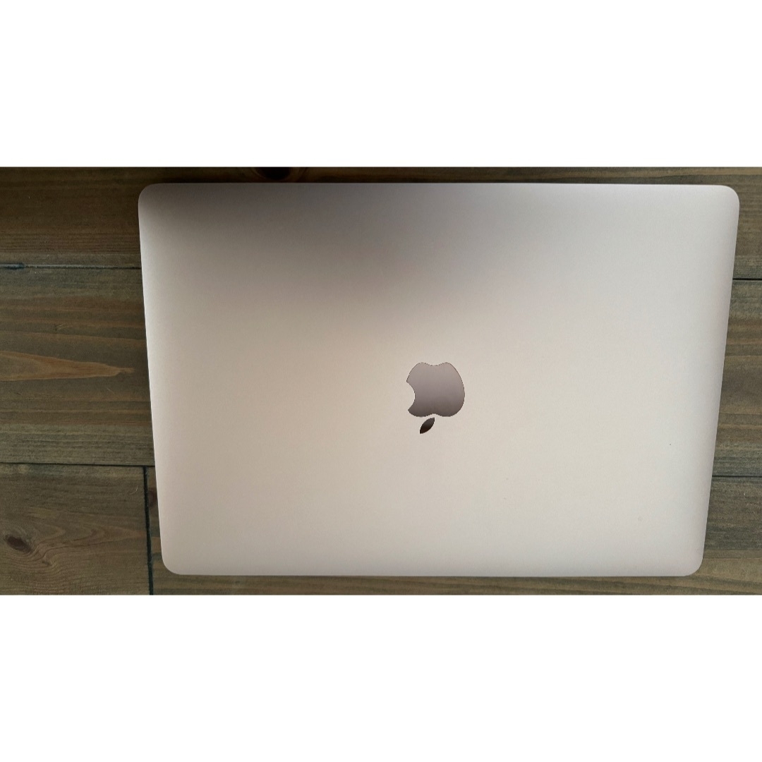 Apple(アップル)のMacBook Air 2020 13インチ Core i3 スマホ/家電/カメラのPC/タブレット(ノートPC)の商品写真