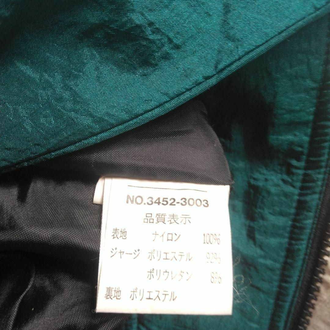 【新品未使用】ABURAYSIA　ナイロン　ジャンパー　お洒落襟　裏地付き　M メンズのジャケット/アウター(ナイロンジャケット)の商品写真