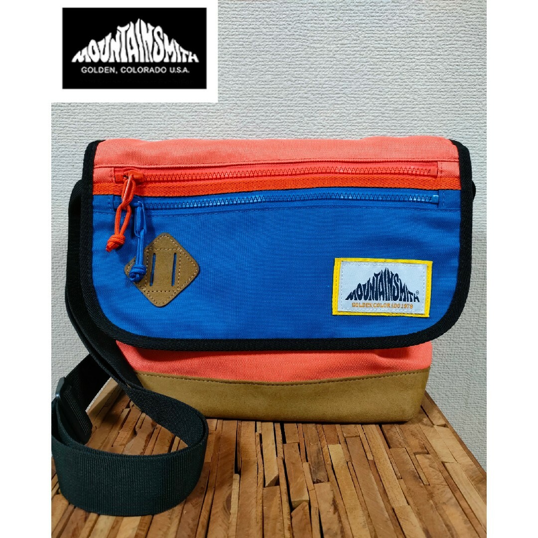 Mountainsmith(マウンテンスミス)のMountainSmith　マウンテンスミス　ショルダーバック　ポケット多数 メンズのバッグ(ショルダーバッグ)の商品写真