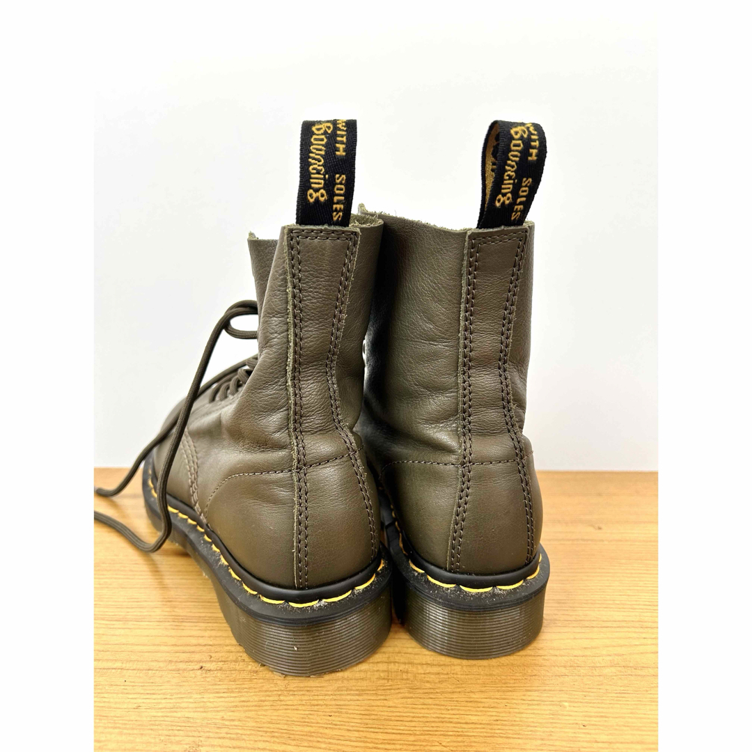 Dr.Martens(ドクターマーチン)のドクターマーチン Dr. MARTENS ブーツ オリーブ 36EU レディースの靴/シューズ(ブーツ)の商品写真