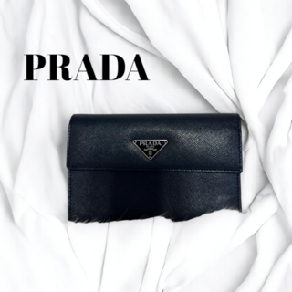 プラダ(PRADA)のPRADA プラダ 三つ折り財布　三角ロゴ　プレート　サフィアーノレザー(財布)