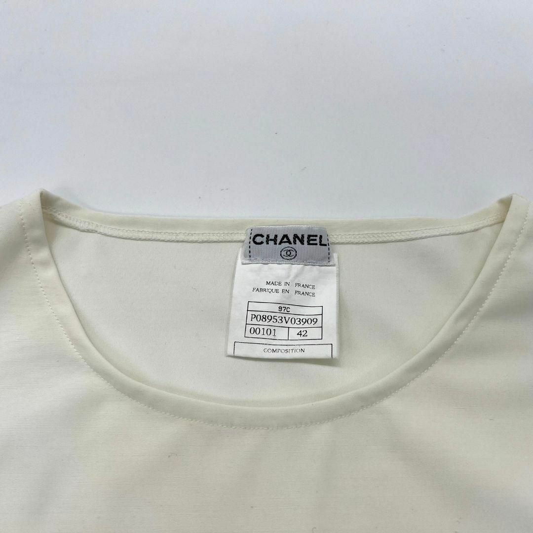 CHANEL(シャネル)のシャネル チビＴ　ココマーク　カットソー　クロップド Tシャツ マイヨン素材 レディースのトップス(Tシャツ(半袖/袖なし))の商品写真