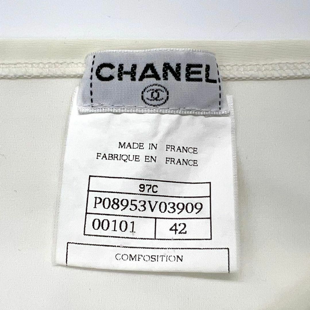 CHANEL(シャネル)のシャネル チビＴ　ココマーク　カットソー　クロップド Tシャツ マイヨン素材 レディースのトップス(Tシャツ(半袖/袖なし))の商品写真