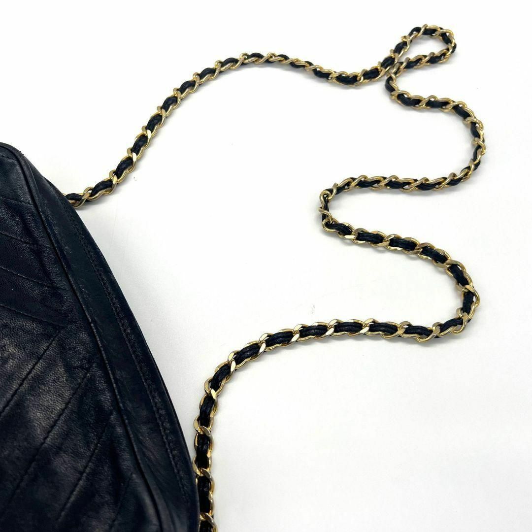 CHANEL(シャネル)のシャネル フリンジ　マトラッセ ショルダーバック ネイビー　ブラック ラムスキン レディースのバッグ(ショルダーバッグ)の商品写真