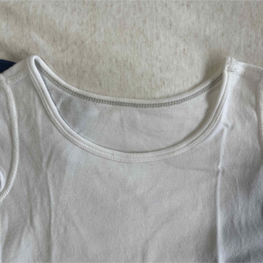 UNIQLO(ユニクロ)のUNIQLO 肌着 半袖 90cm 2枚セット キッズ/ベビー/マタニティのキッズ服男の子用(90cm~)(下着)の商品写真