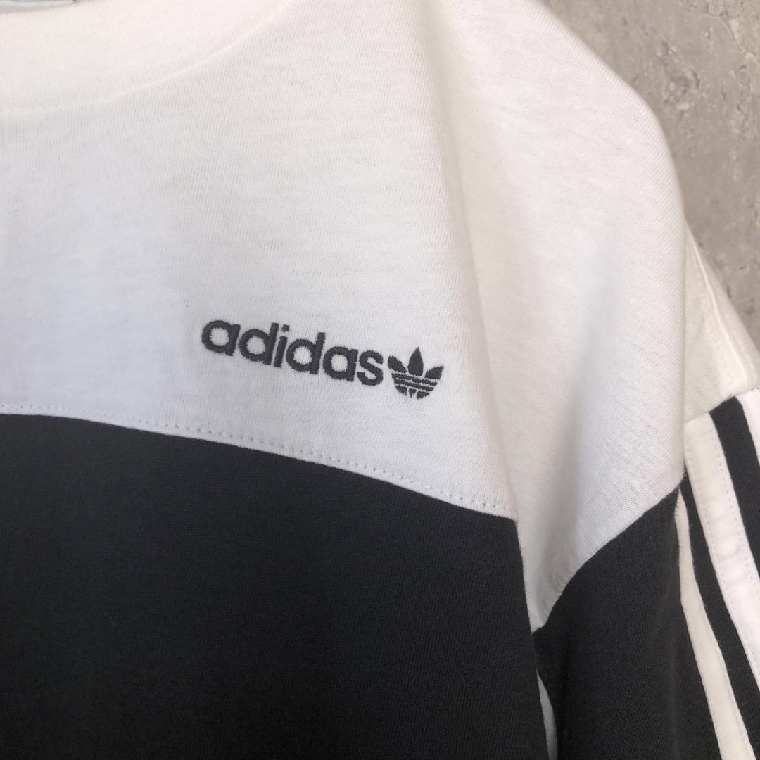 adidas(アディダス)のパキスタン製　adidas アディダス　Tシャツ　トレフォイル　三つ葉 メンズのトップス(Tシャツ/カットソー(半袖/袖なし))の商品写真