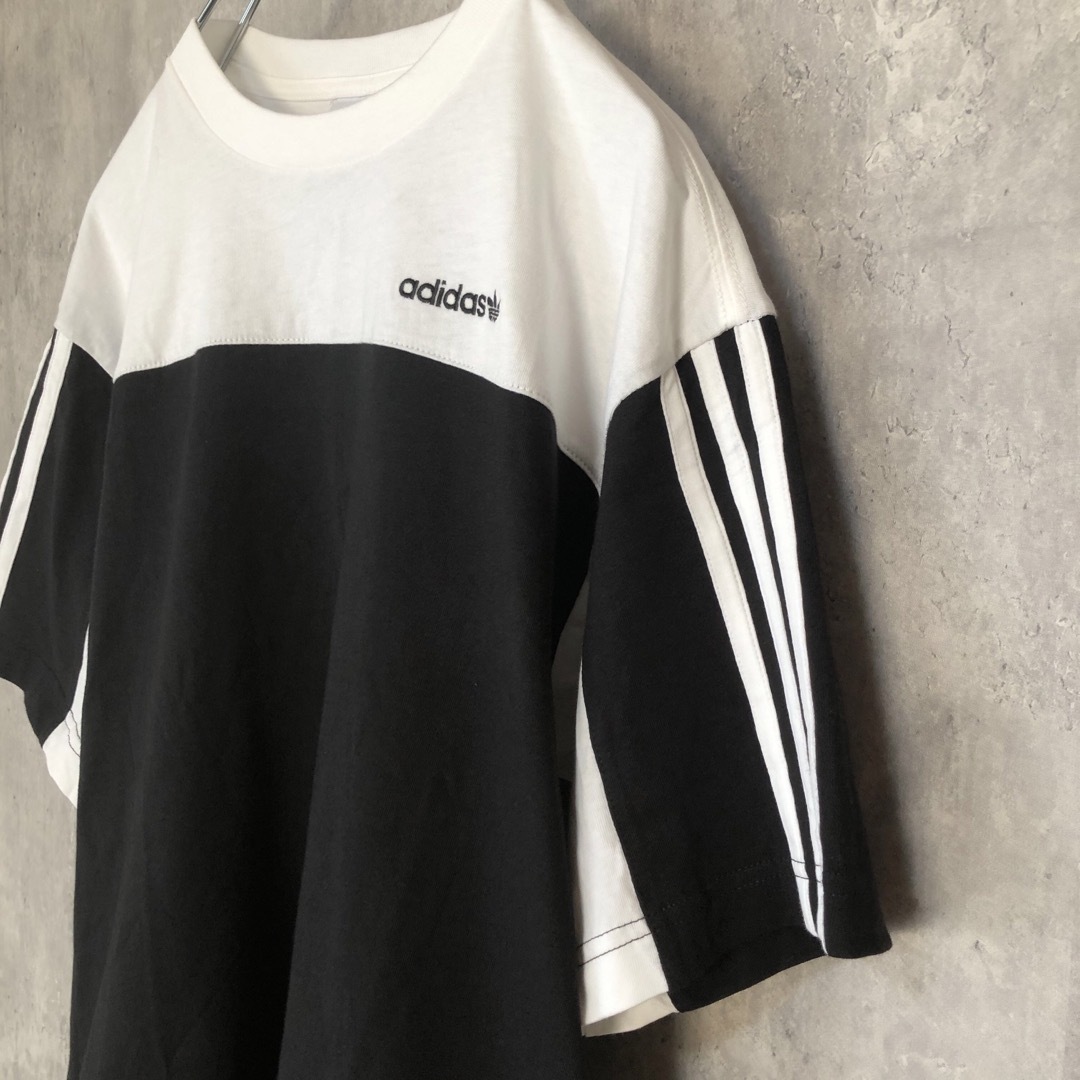 adidas(アディダス)のパキスタン製　adidas アディダス　Tシャツ　トレフォイル　三つ葉 メンズのトップス(Tシャツ/カットソー(半袖/袖なし))の商品写真