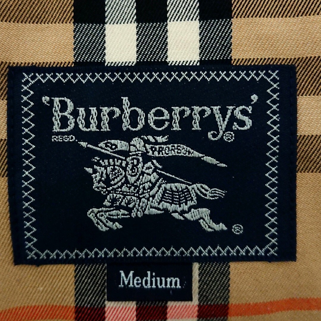 BURBERRY(バーバリー)の【匿名配送】バーバリー ノバチェック 柄 ダウン ライナー付 ステンカラーコート メンズのジャケット/アウター(ダウンジャケット)の商品写真