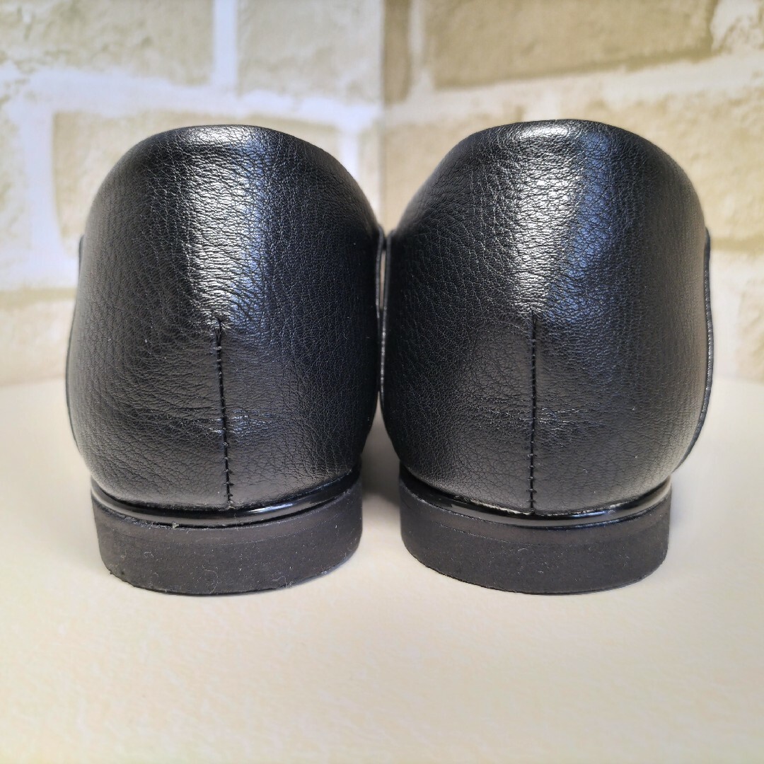 Le Talon(ルタロン)のルタロングリース フラットレザーパンプス 21.0cm Reuse品 レディースの靴/シューズ(ハイヒール/パンプス)の商品写真